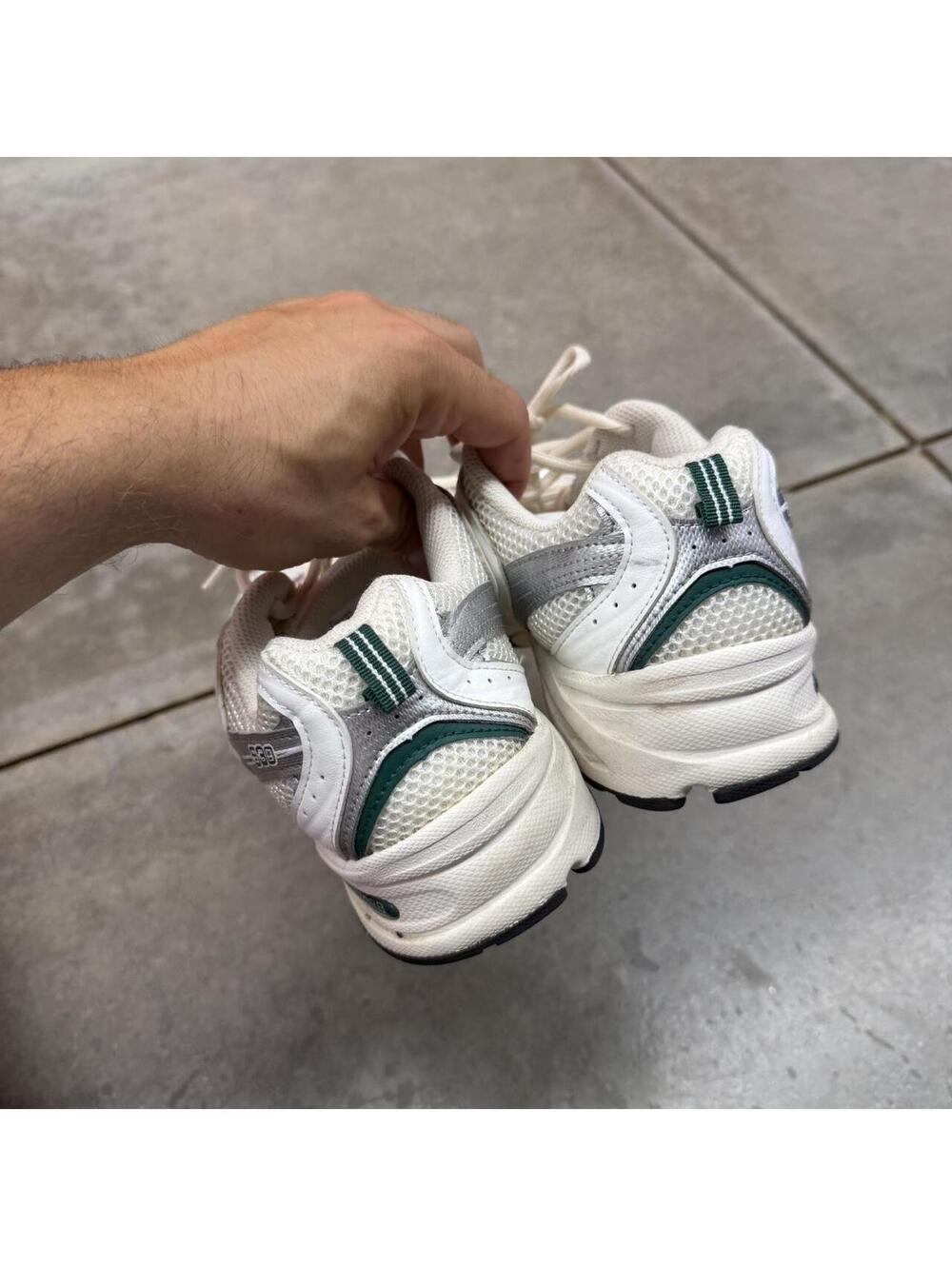 new balance 530 white and green running shoes size 8.5 MENS - Picture 3 of 6